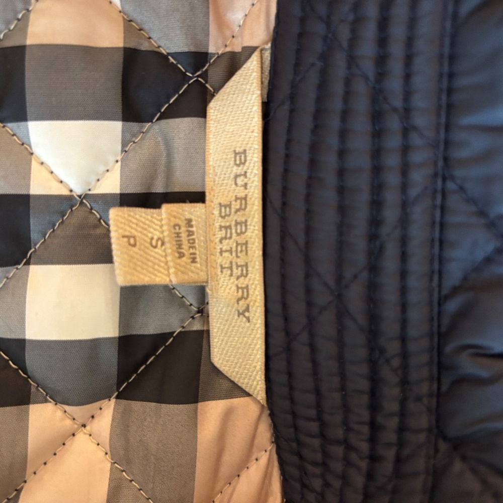 Burberry Brit Navy Quilted Jacket Small - Picture 9 of 11